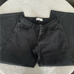 Hollister Women's Black Low-rise Baggy Jeans